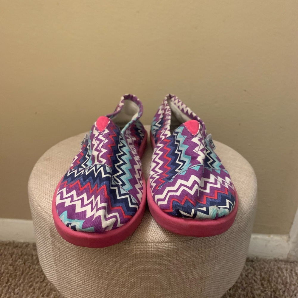 Toms